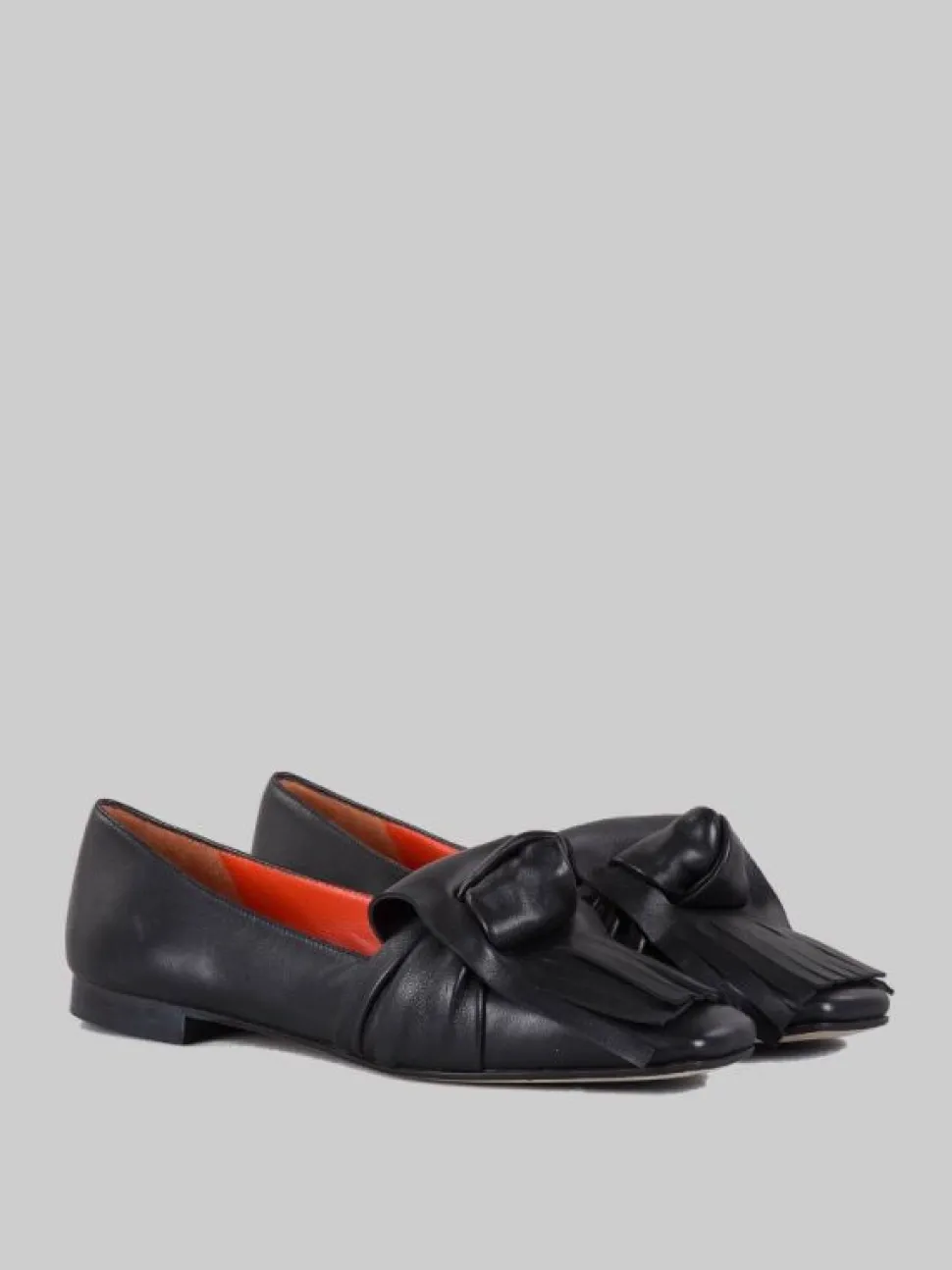 BALLERINE IN PELLE NERA CON NODO E NAPPINE