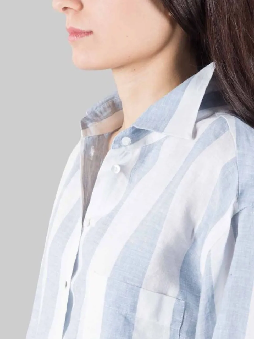 CAMICIA OVERSIZE IN LINO A RIGHE BIANCA E CELESTE