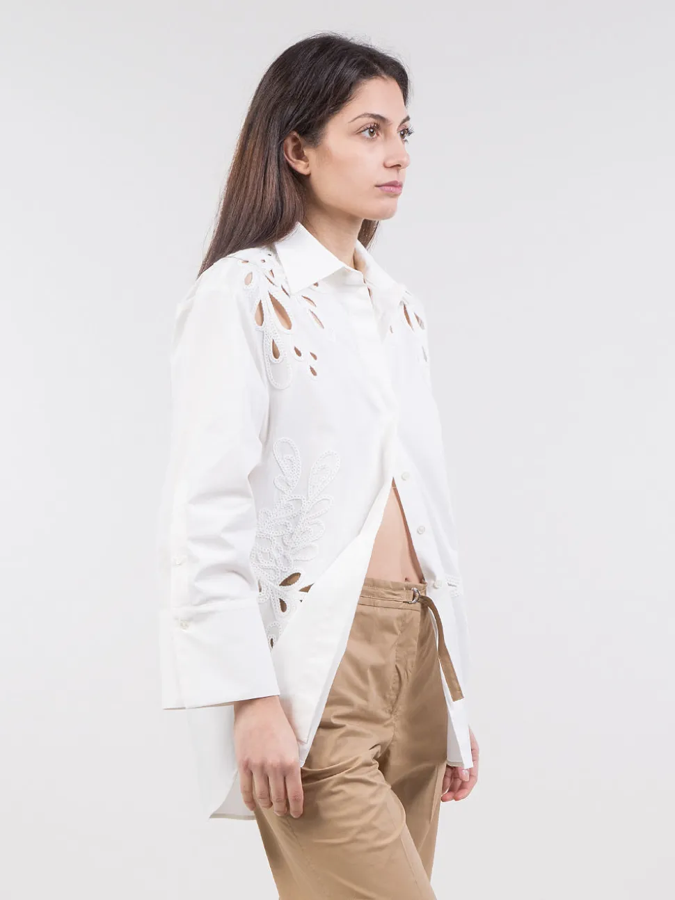 Camicia ricamata
