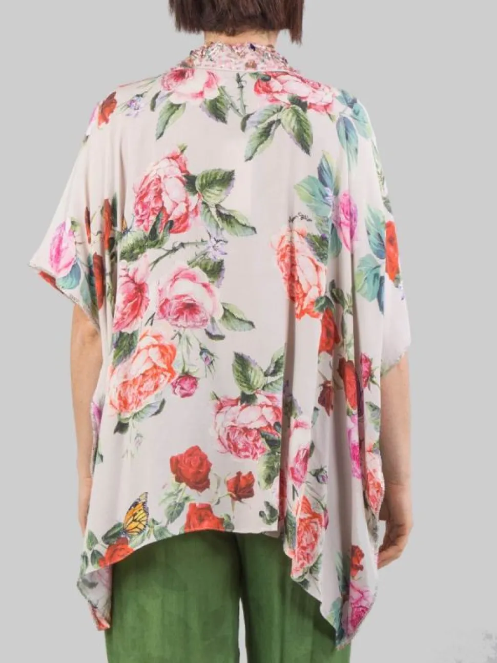 CAMICIA TUNICA A FANTASIA ROSE CON DECORAZIONI IN PERLINE, STRASS E CRISTALLI