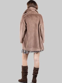 Cappotto in ecopelliccia