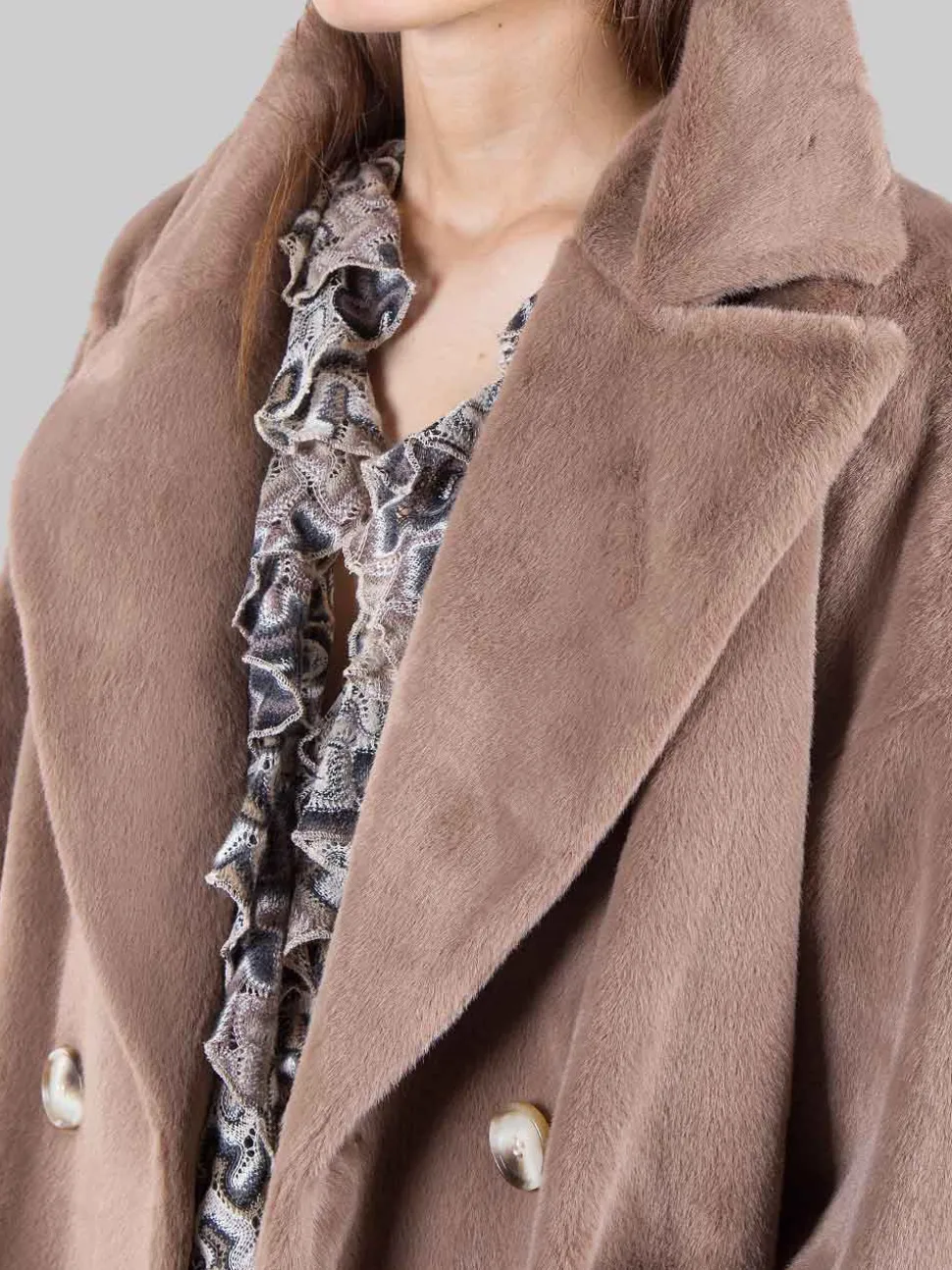 Cappotto in ecopelliccia