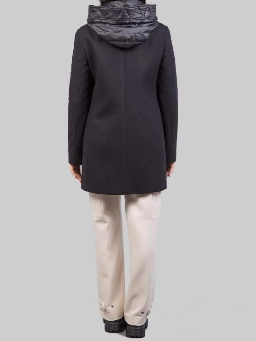 CAPPOTTO TOGGLE IN LANA E TESSUTO TECNICO NERO CON CAPPUCCIO