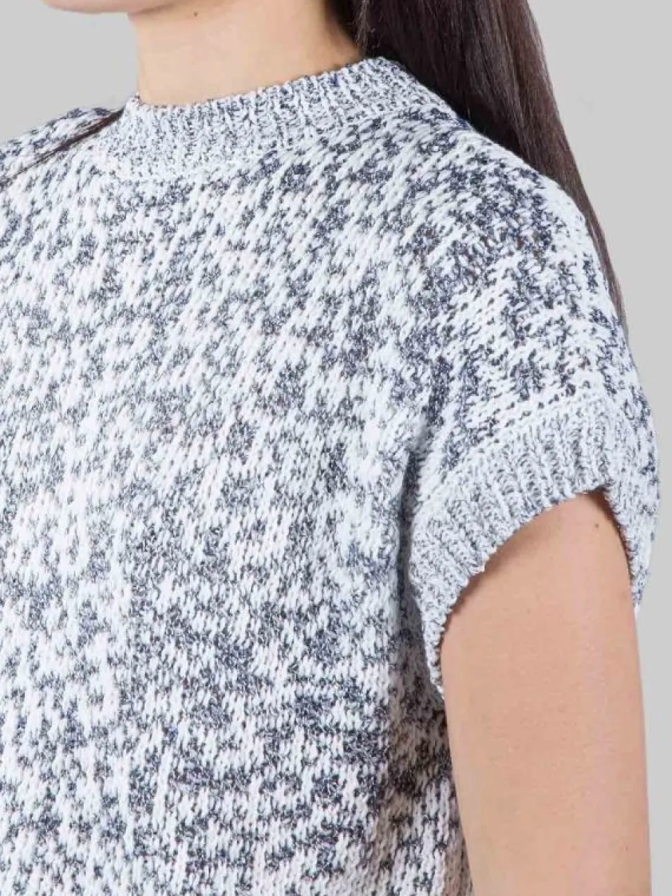 GILET GIROCOLLO BIANCO E BLU CON MICRO PAILLETTES RICAMATE