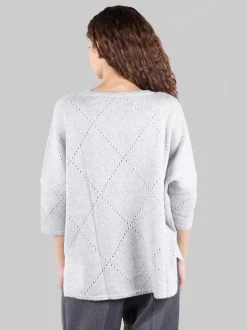 Maglia con forature