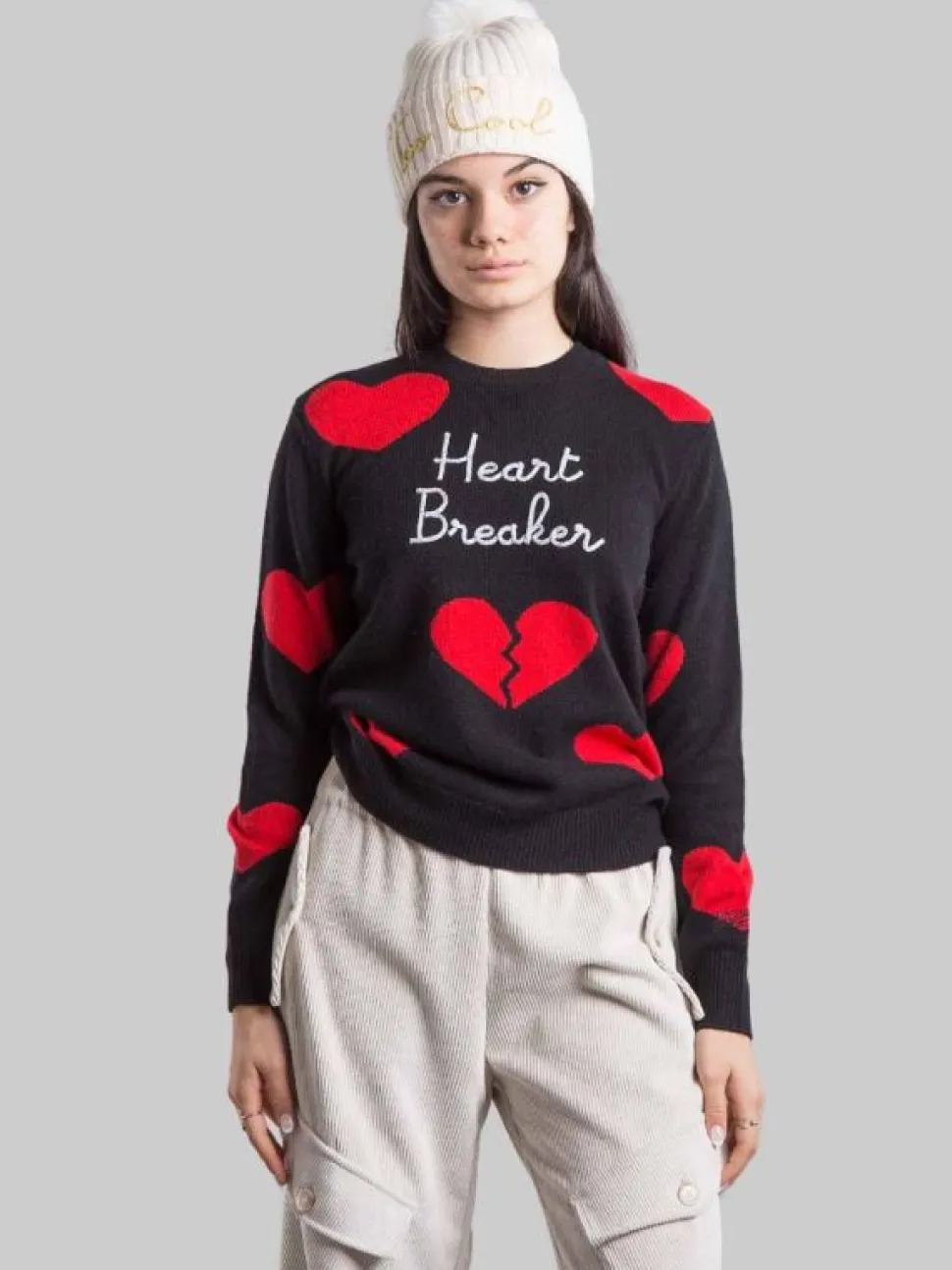 MAGLIA GIROCOLLO NERA CON GRAFICA "HEART BREAKER"