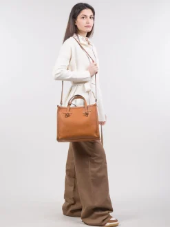 Marcella 32