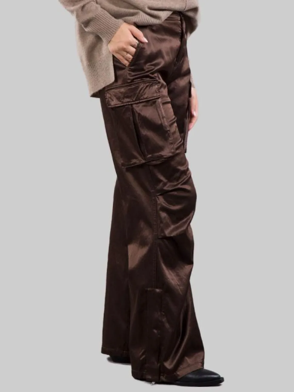 PANTALONI CARGO IN RASO ELASTICIZZATO MARRONE