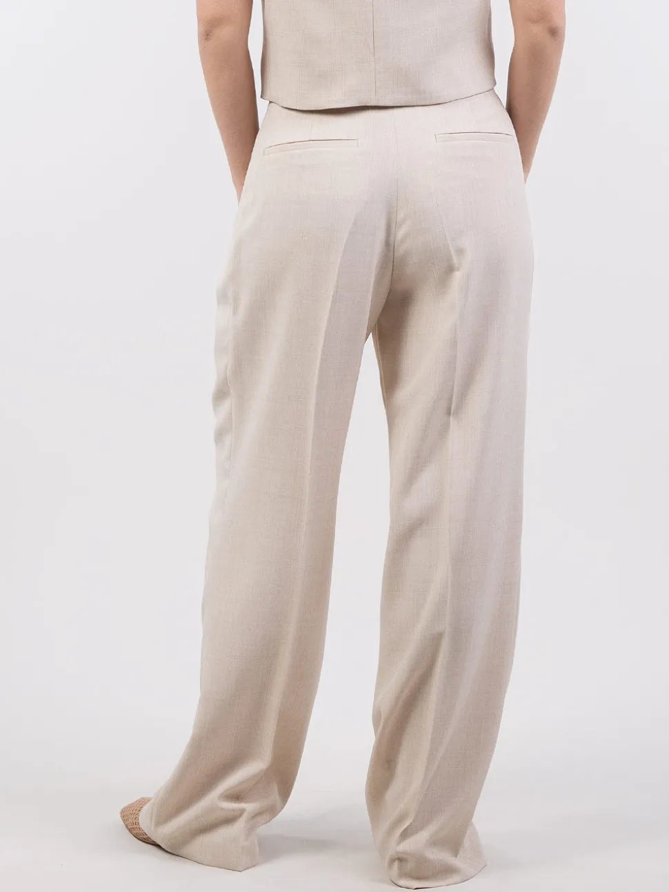 Pantaloni con pinces