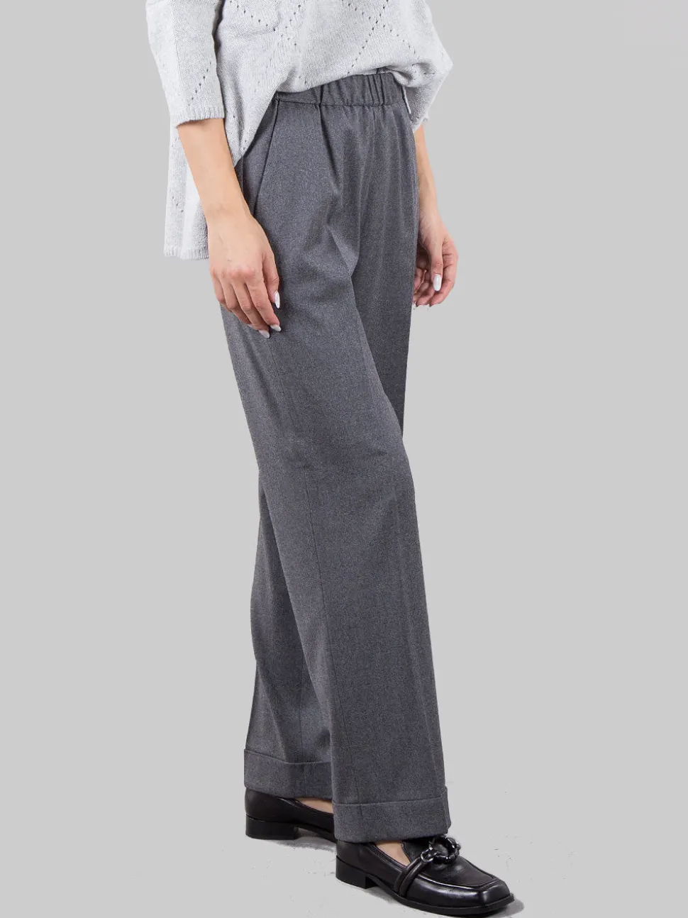 Pantaloni con risvolti