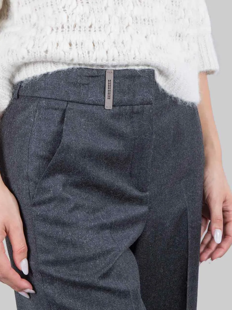 Pantaloni con risvolti