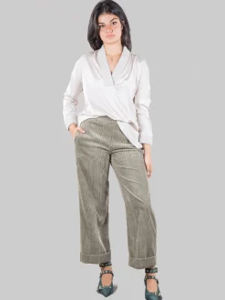 Pantaloni cropped in velluto