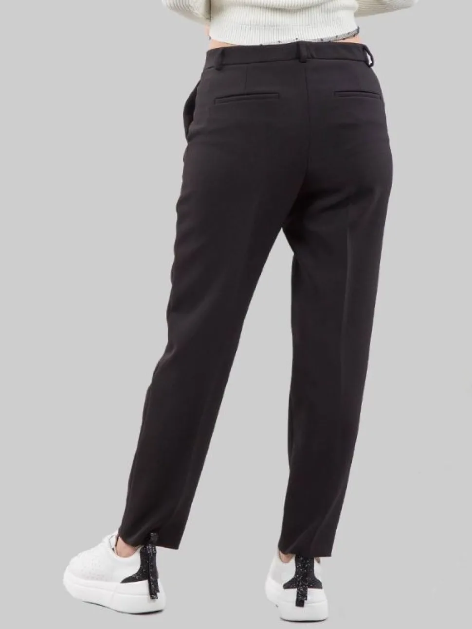 PANTALONI CROPPED NERI IN CADY TECNICO ELASTICIZZATO
