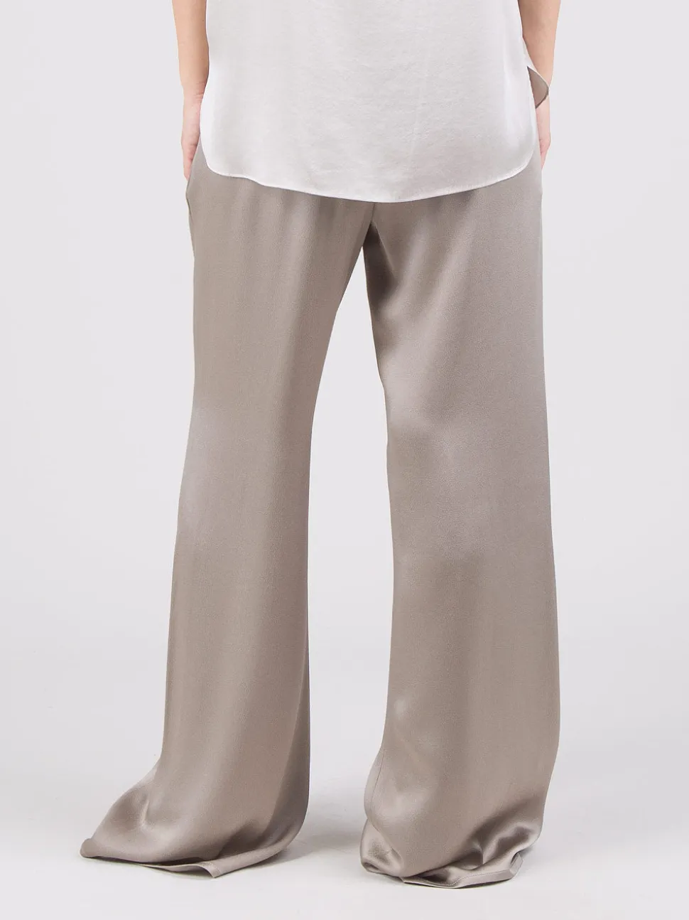 Pantaloni fluidi
