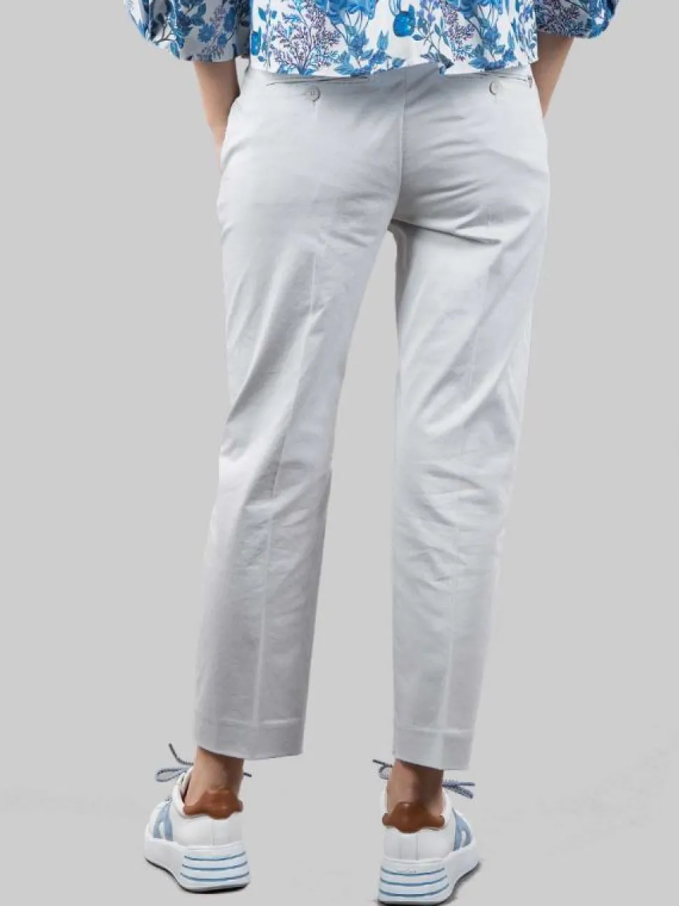 PANTALONI NIMA GRIGIO GHIACCIO CON BOTTONI GIOIELLO
