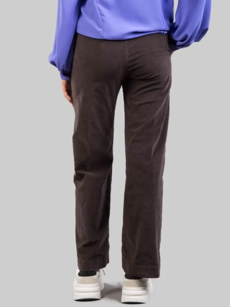 PANTALONI RELAXED CHINO A VITA ALTA MARRONE CAFFÈ IN VELLUTO ELASTICIZZATO