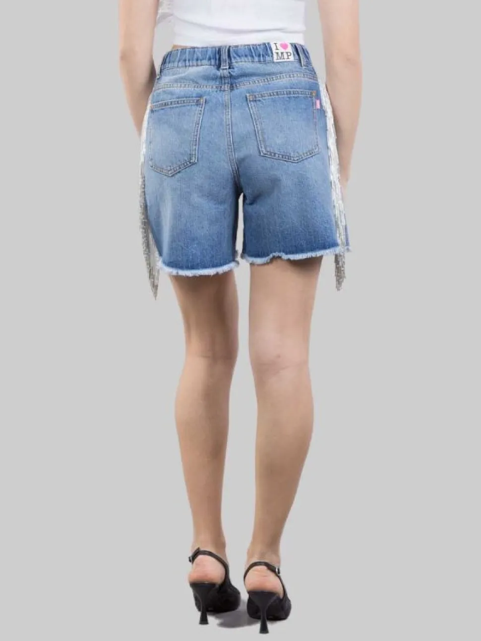 SHORTS IN DENIM CARLIE CON FRANGE IN PERLINE
