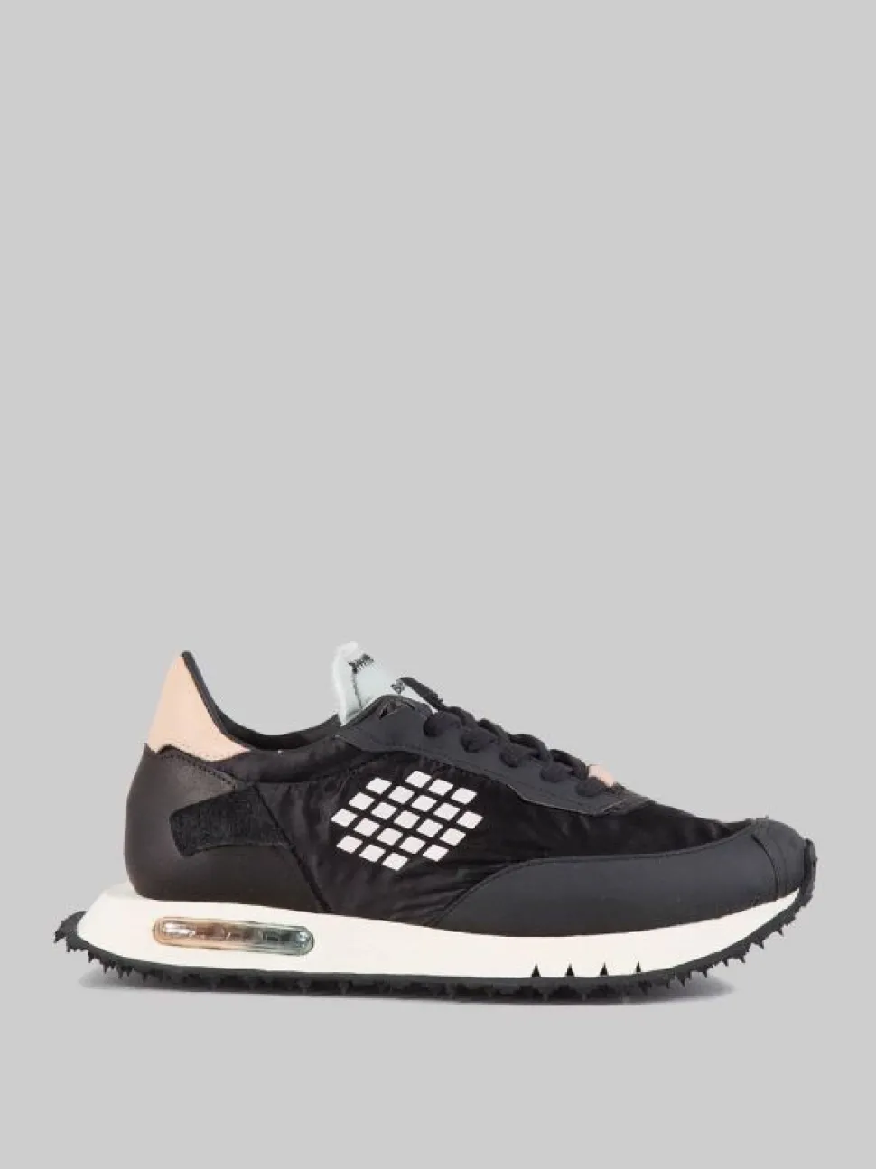 SNEAKER IN PELLE, NYLON LUCIDO E MATERIALE TECNICO EFFETTO GOMMATO REALIZZATA A MANO
