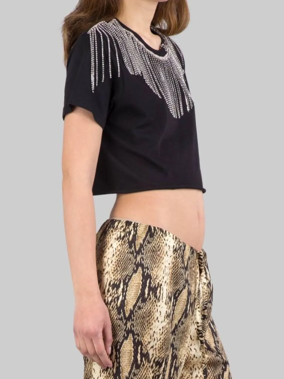 T-SHIRT CORTA NERA CON FRANGE DI STRASS