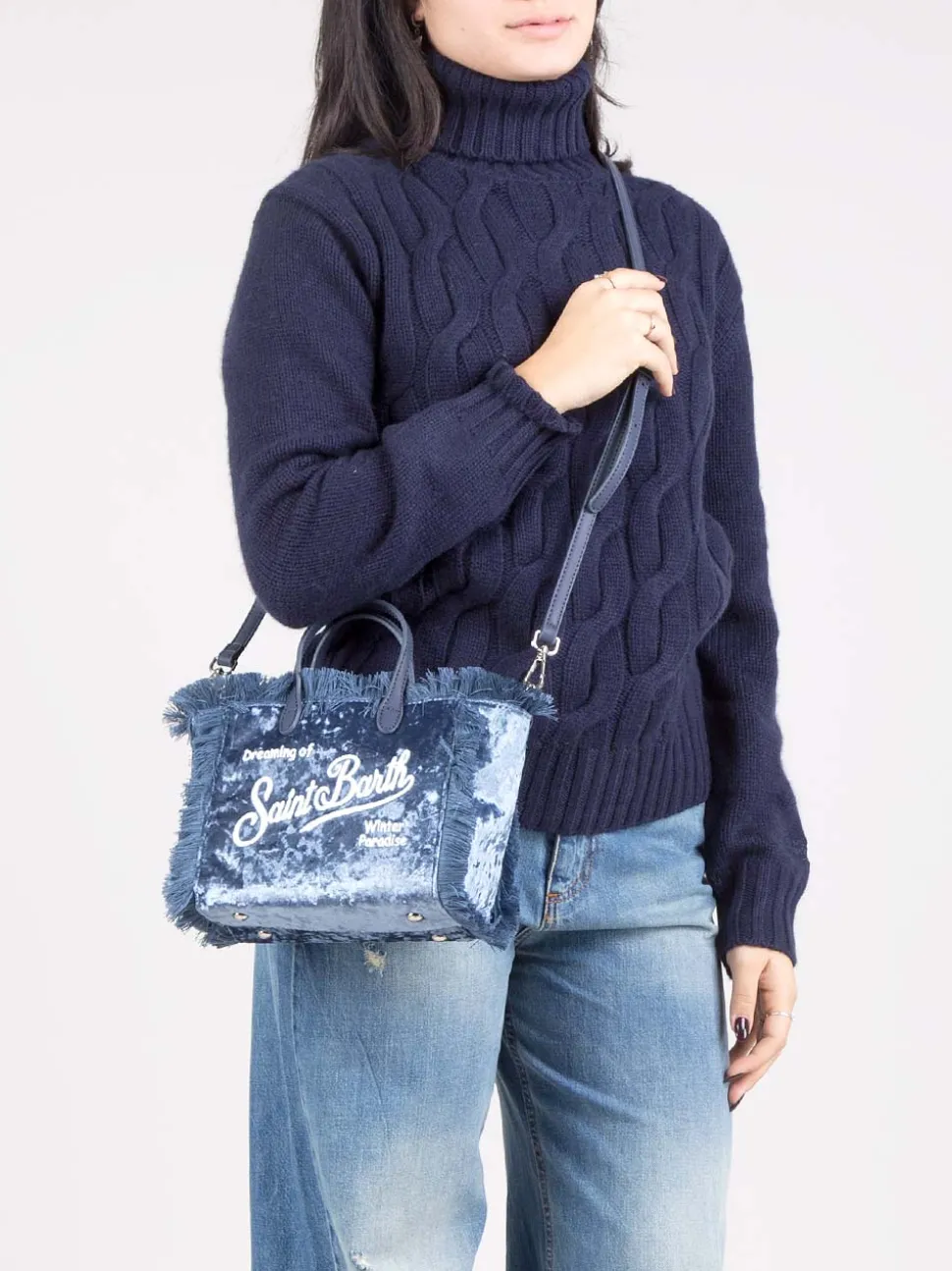 Vanity mini chenille